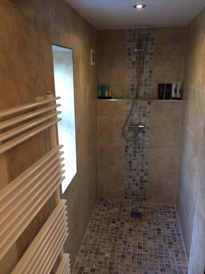 קארדיף The Mews - Less Than 1Km To City Centre - Stadium - Castle - 10 Min Walk מראה חיצוני תמונה